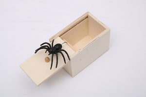 NEW Funny Scare Box Wooden Prank Spider